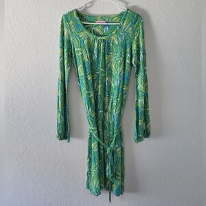 Lilly Pulitzer Susan dress in the "Seaweed Green Daisy Darling" print.